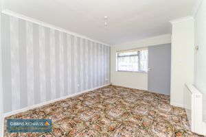 Sitting Room- click for photo gallery